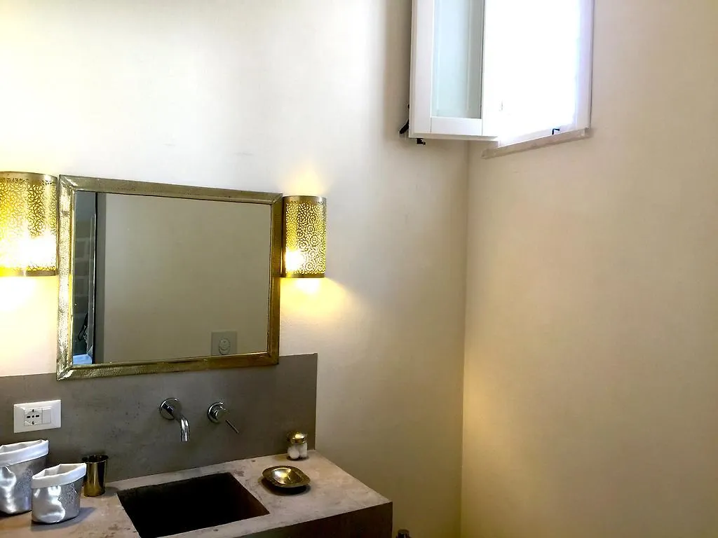ファヴィニャーナ Casa Sultanaヴィラ 0*,